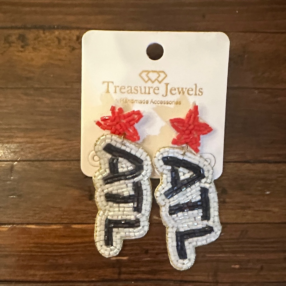Treasure Jewels Red and Black Beaded Earrings